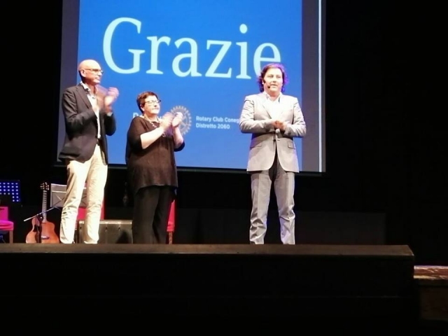 serata message in a bottle